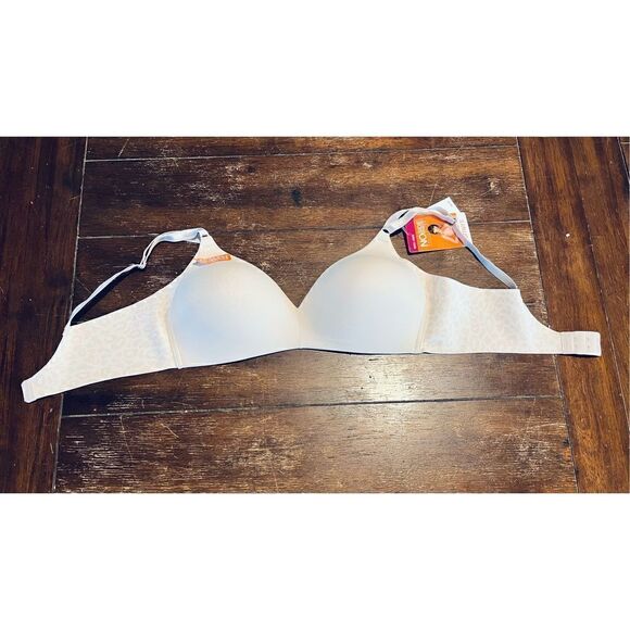 Warner's Women's No Side Effects Underarm-Smoothing Comfort Wireless - Picture 4 of 5